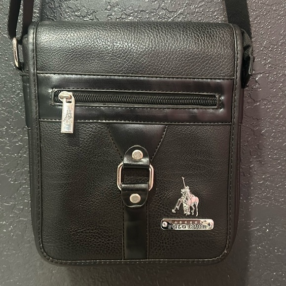 CABBEEN POLO CLUB Men’s Black Leather Sling Bag - Picture 3 of 7